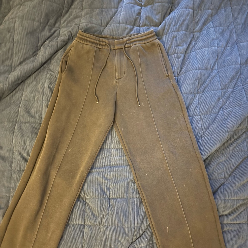 Nike Men's black baggy sweats